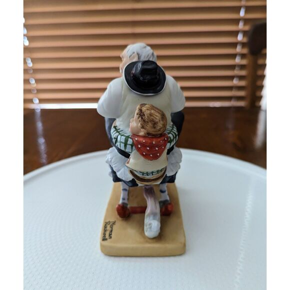 Norman Rockwell "Gramps at the Reins" Figurine - Picture 6 of 15
